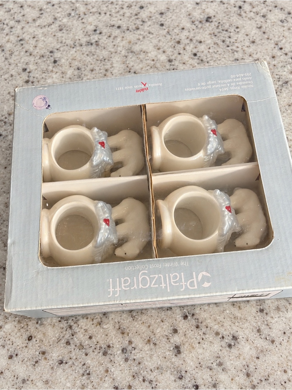 Pfaltzgraff White Polar Bear set of 4 Napkin Ring with Red Berry Accent